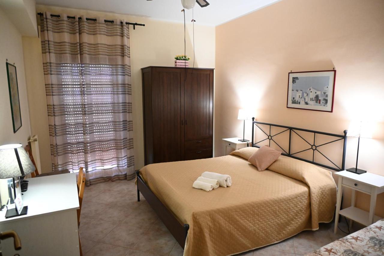 ミラッツォ Castello Di Sotto Bed & Breakfast エクステリア 写真