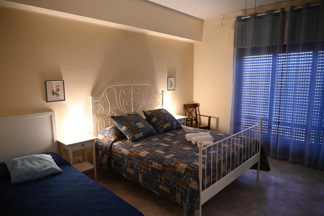 ミラッツォ Castello Di Sotto Bed & Breakfast エクステリア 写真