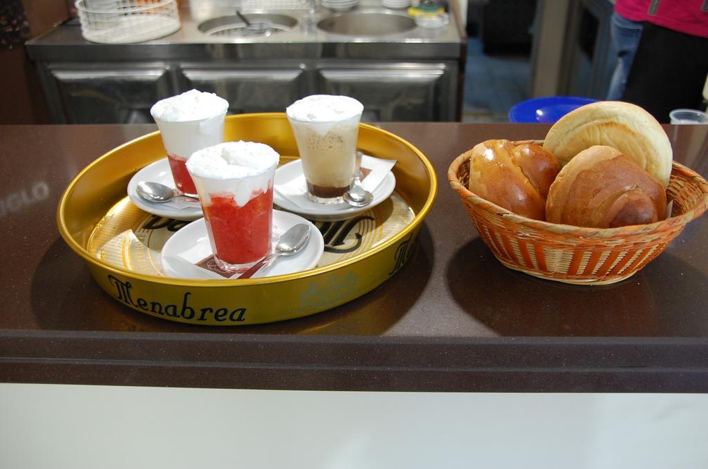ミラッツォ Castello Di Sotto Bed & Breakfast 部屋 写真