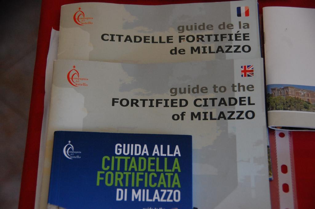 ミラッツォ Castello Di Sotto Bed & Breakfast エクステリア 写真